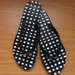 Coach Amel flip flops